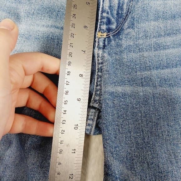 Lucky Brand Blue Mid-Rise Destroyed Cut-Off Skinny Jeans 2516 - Picture 5 of 10